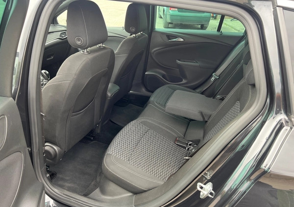 Opel Astra cena 45900 przebieg: 180000, rok produkcji 2016 z Mysłowice małe 497